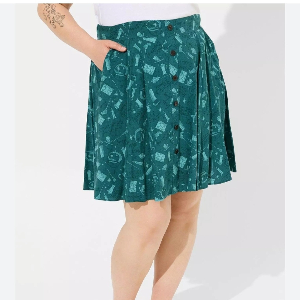 Torrid HOCUS POCUS Green Mini Skater Skirt with Pleats